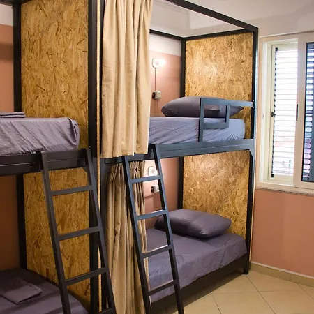 Hostel & Day Tours