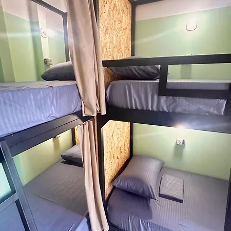 Hostel & Day Tours *