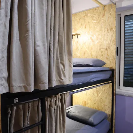 Hostel & Day Tours *