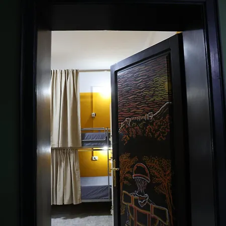 & Day Tours Ostello *