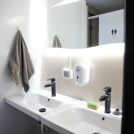 Ostello & Day Tours *