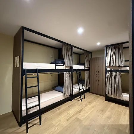 Ostello & Day Tours *