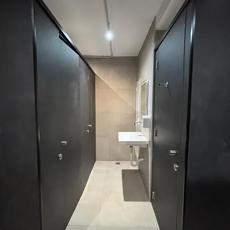 & Day Tours Ostello *