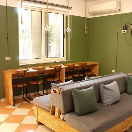 Hostel & Day Tours