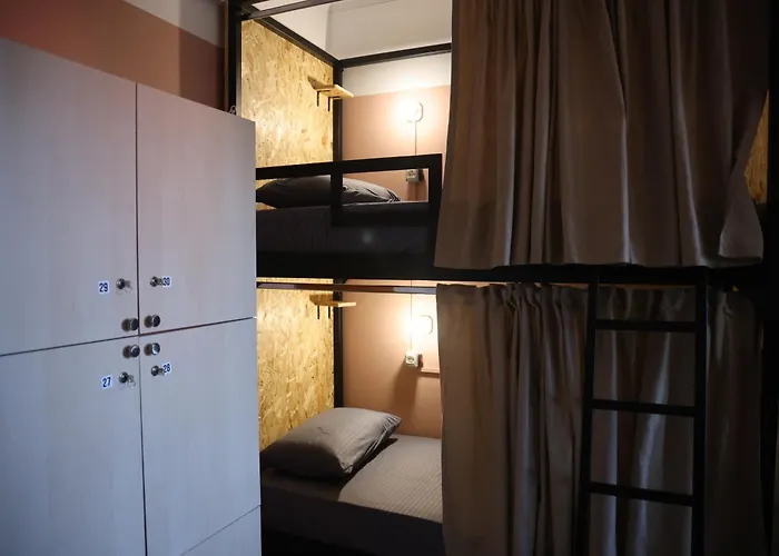 Hostel & Day Tours *