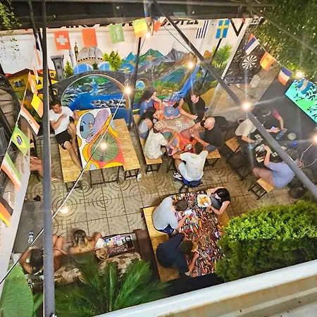 旅馆 & Day Tours *