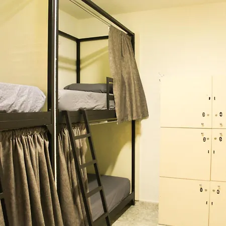 Hostel & Day Tours *