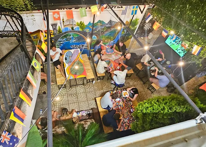 Hostel & Day Tours *