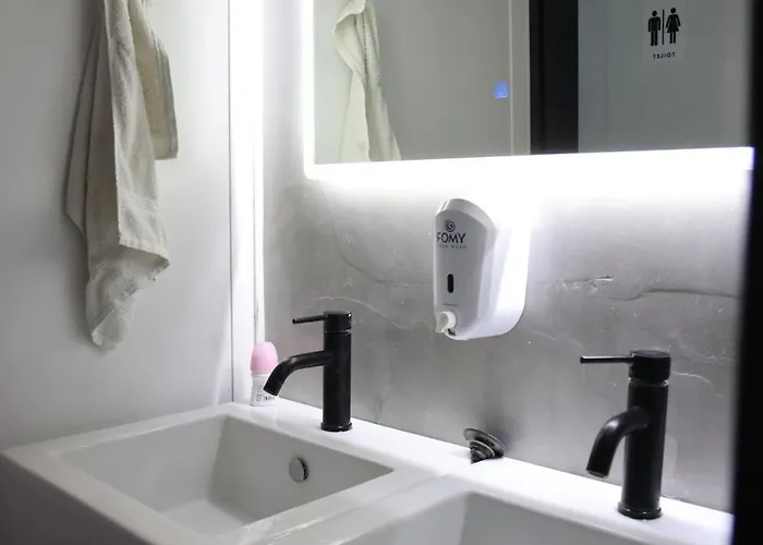 & Day Tours Hostel Shkodër